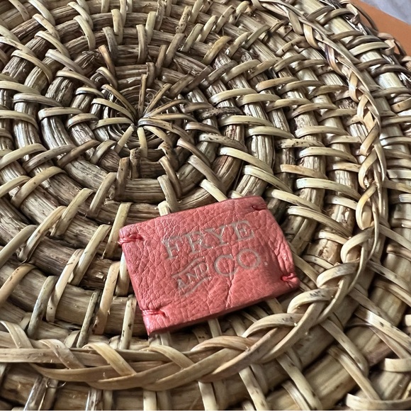 FRYE & CO Whicker Circle Purse Handbag Crossbody Orange - Picture 2 of 5